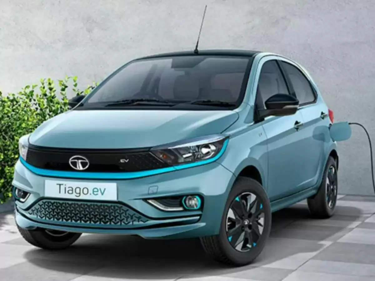 Tata Tiago EV में कंपनी ने दिए सबसे दो जबरदस्त फीचर्स, ड्राइविंग के दौरान मिलेगा इनका फायदा 