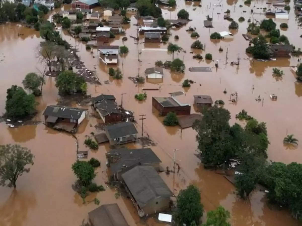 Brazil Floods : ब्राज़ील में बाढ़ से मरने वालों की संख्या 75 हुई, 103 लापता