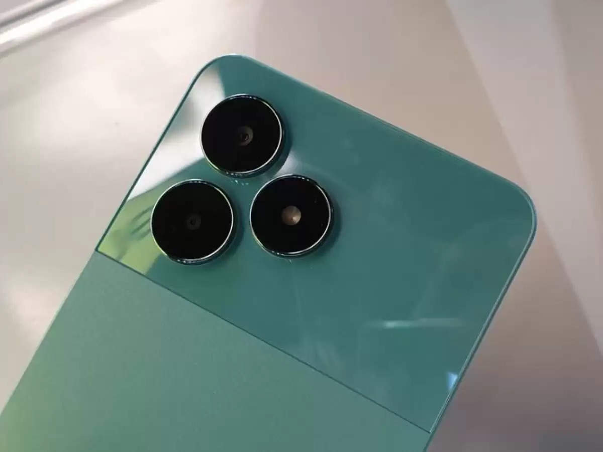 Realme : रियलमी कल करेगा अपना जबदस्त फीचर्स वाला 5G स्मार्टफोन लॉन्च, जानिए फीचर्स और कीमत 